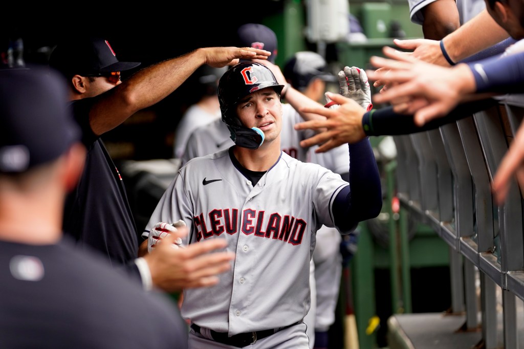 SF Giants sign outfielder Will Brennan to one-year MLB deal