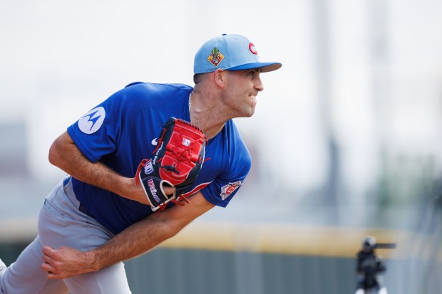 Cubs starter Matthew Boyd delivers in a practice bullpen area at spring training on Feb. 18, 2026, at Sloan Park in Mesa, Ariz. (Armando L. Sanchez/Chicago Tribune)