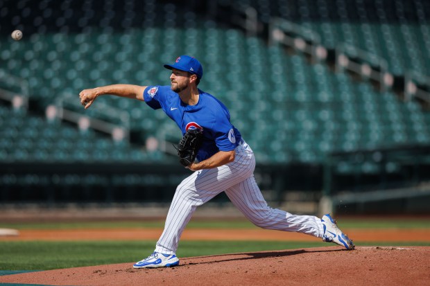 Cubs pitcher Colin Rea throws batting practice at spring training Feb. 17, 2026, at Sloan Park in Mesa, Ariz. (Armando L. Sanchez/Chicago Tribune)