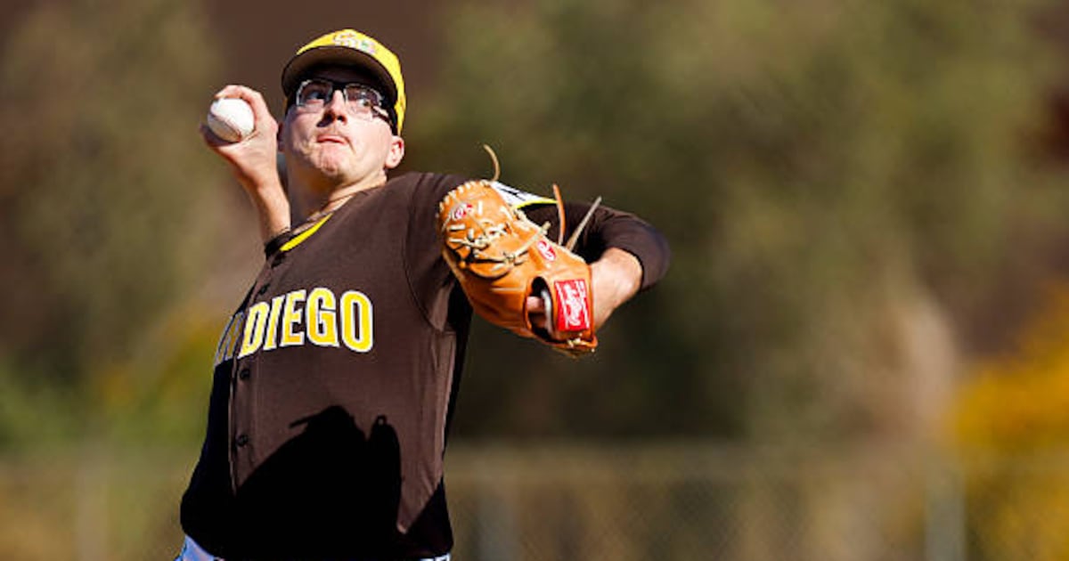 Canadian reliever Garrett Hawkins eyeing major-league roster spot after historic season
