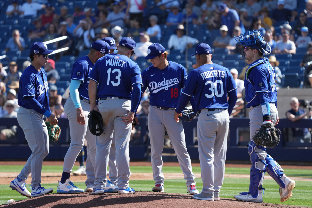 Dodgers Announce 32 Non-Roster Invitees for Spring Training