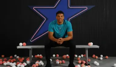 Mariners plan to have switch-pitcher Jurrangelo Cijntje focus on throwing with just one arm image