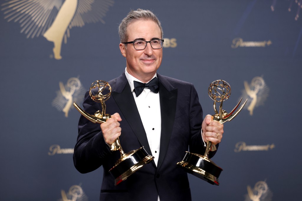  John Oliver, winner of Outstanding Scripted Variety Series and Outstanding Writing for a Variety Series for "Last Week Tonight With John Oliver," poses in the press room during the 77th Primetime Emmy Awards at Peacock Theater on September 14, 2025 in Los Angeles, California.