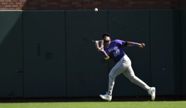 Yankees claim former top prospect Yanquiel Fernández from Rockies