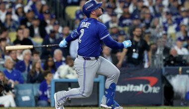 Yankees still exploring right-handed hitting options