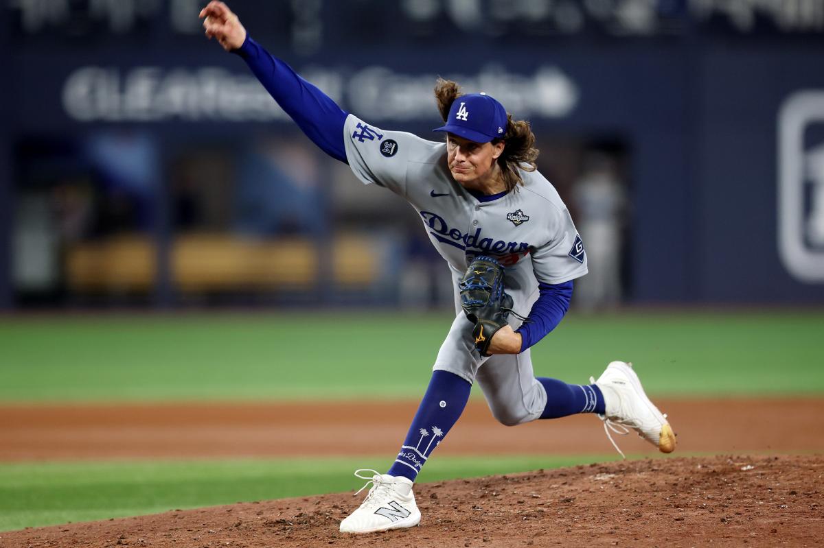 Dodgers pitcher Tyler Glasnow downplays winter trade rumors