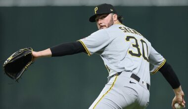 Paul Skenes pitching closeup