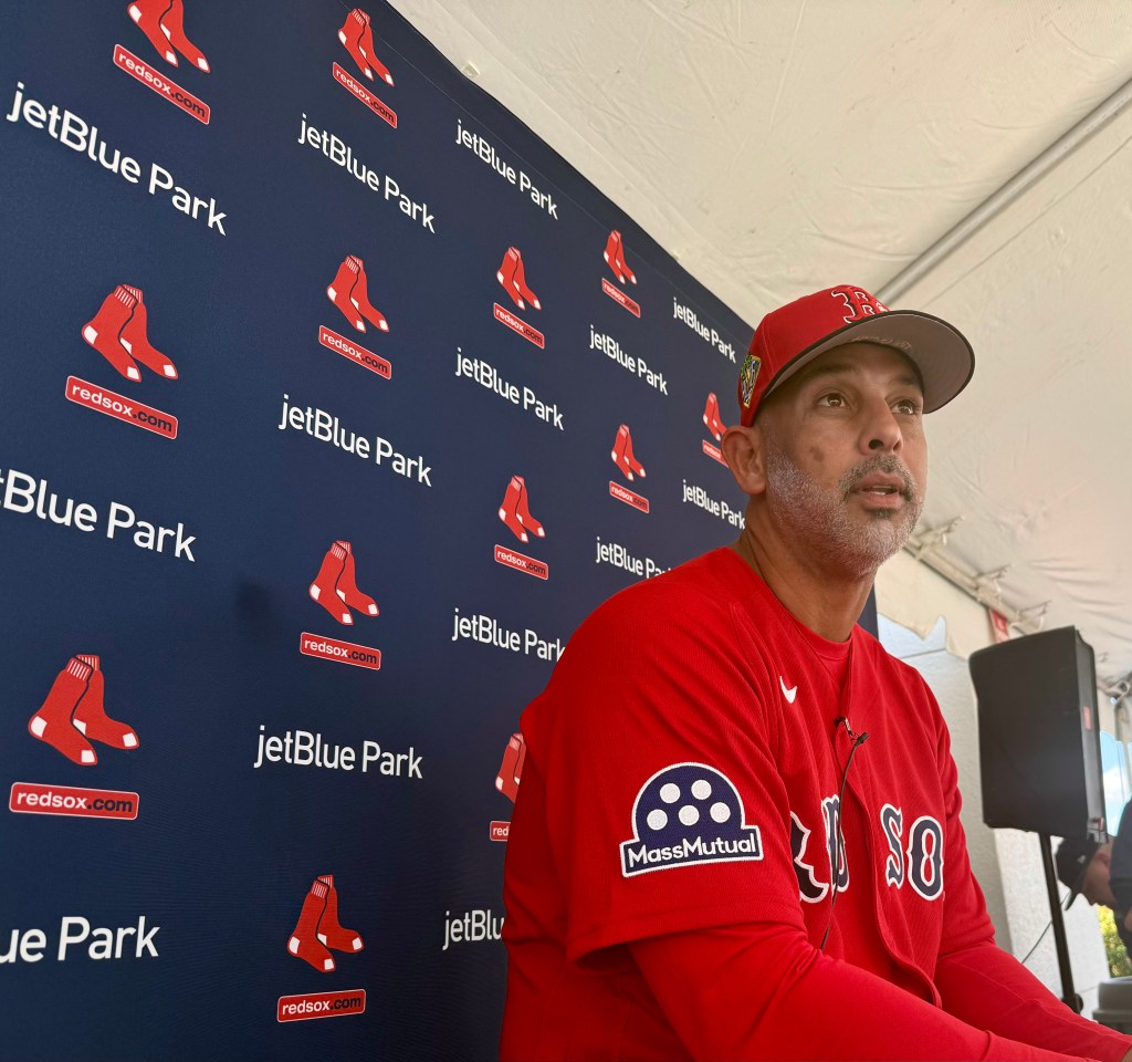 Alex Cora brought Red Sox to tears in 'remarkable' spring training meeting