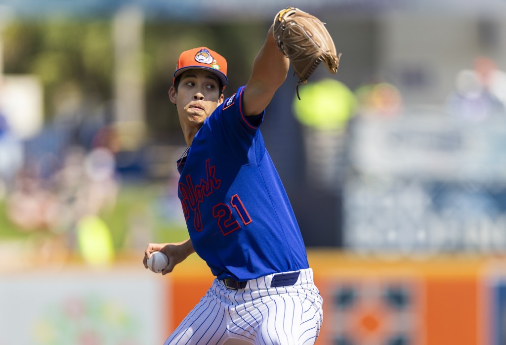 Jonah Tong throws a pitch during his outing in the Mets' spring training loss to the Cardinals on Feb. 25, 2026.