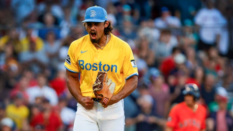 Red Sox Jordan Hicks trade White Sox report