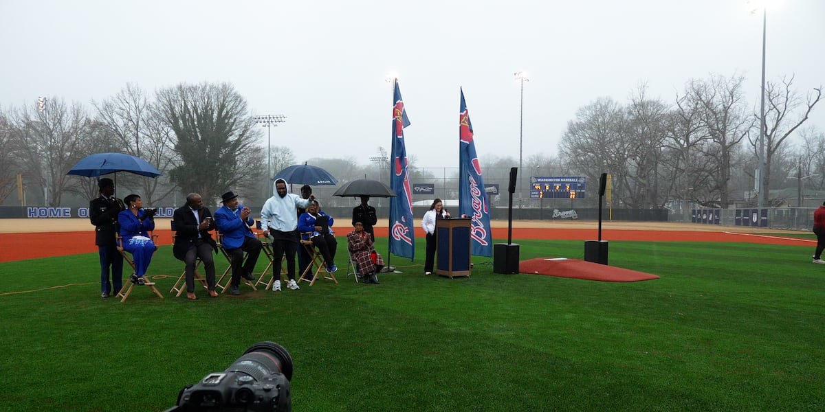 Atlanta Braves unveil latest renovated baseball field as part of Hank Aaron Week