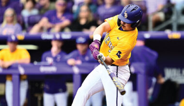 LSU Scores 3 TDs Worth Of Runs For 21-7 Win Over Milwaukee To Sweep Opening Series
