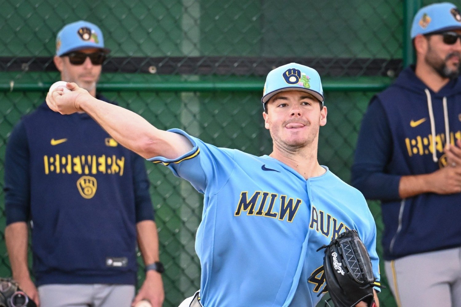 Logan Henderson's Search for the Right Breaking Ball Has Led Him to a New, Old Pitch - Brewers