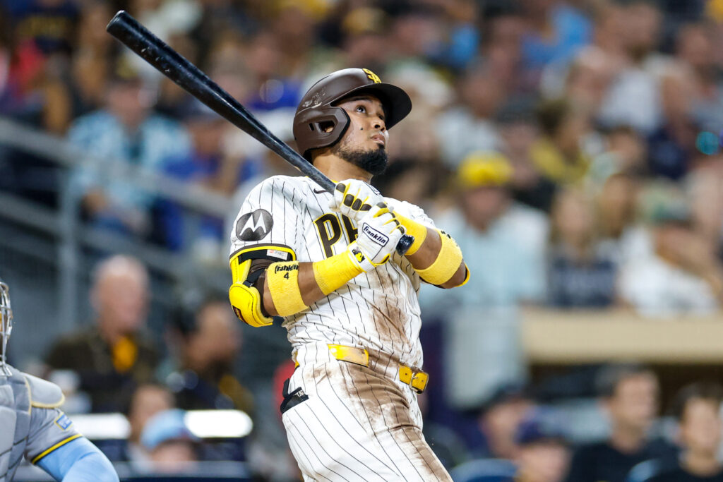 Giants Sign Luis Arraez - MLB Trade Rumors