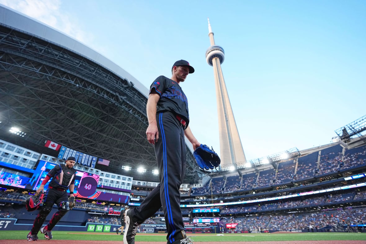 Chris Bassitt Still in 'A Lot of Pain' Over Blue Jays' World Series defeat