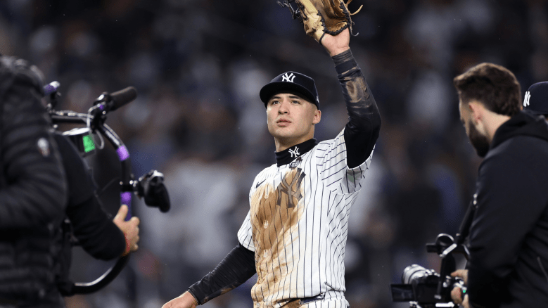 Article discussing Joel Sherman’s report that the Yankees could manipulate Anthony Volpe’s service time after shoulder surgery to extend team control through 2029, examining the financial implications, roster strategy, and potential backlash from fans.