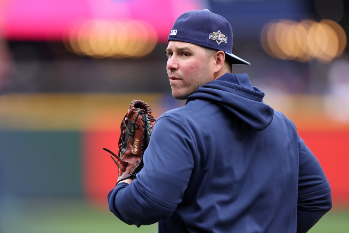 New York Yankees, San Diego Padres In Mix for Gold Glove Winner