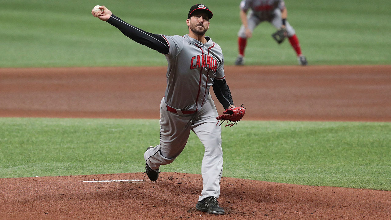 Phillippe Aumont goes from farming to low 90s in a flash with Canada at WBC