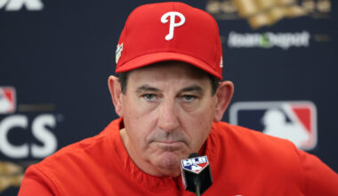 Rob Thomson at a press conference