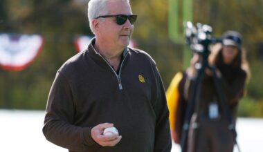 Five potential buyers bid on Padres as club's sale reaches next stage