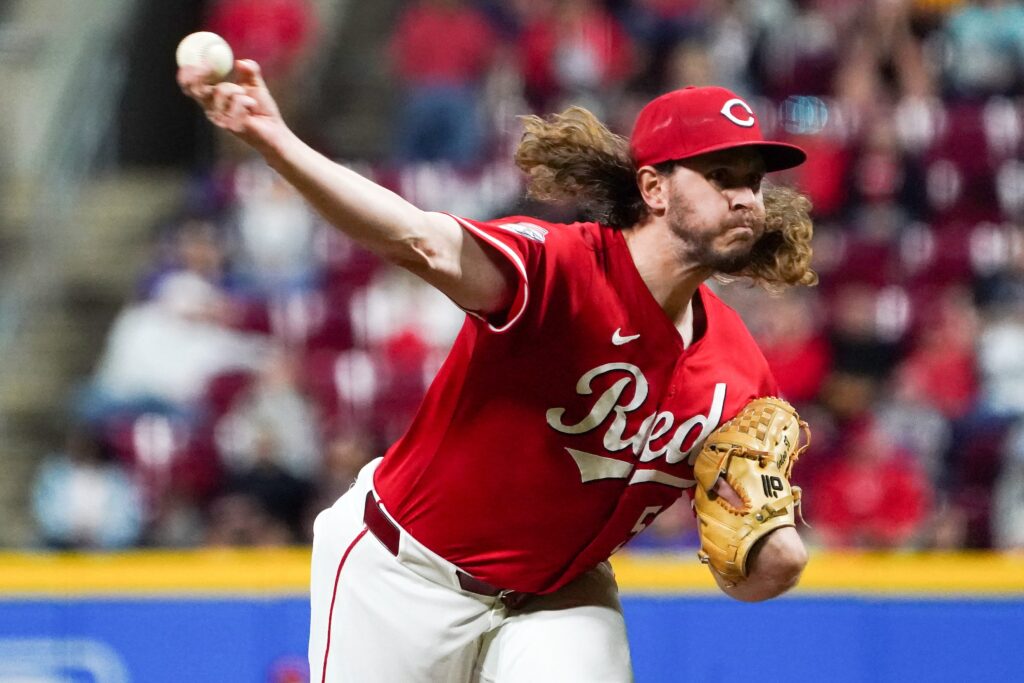 Athletics To Sign Scott Barlow