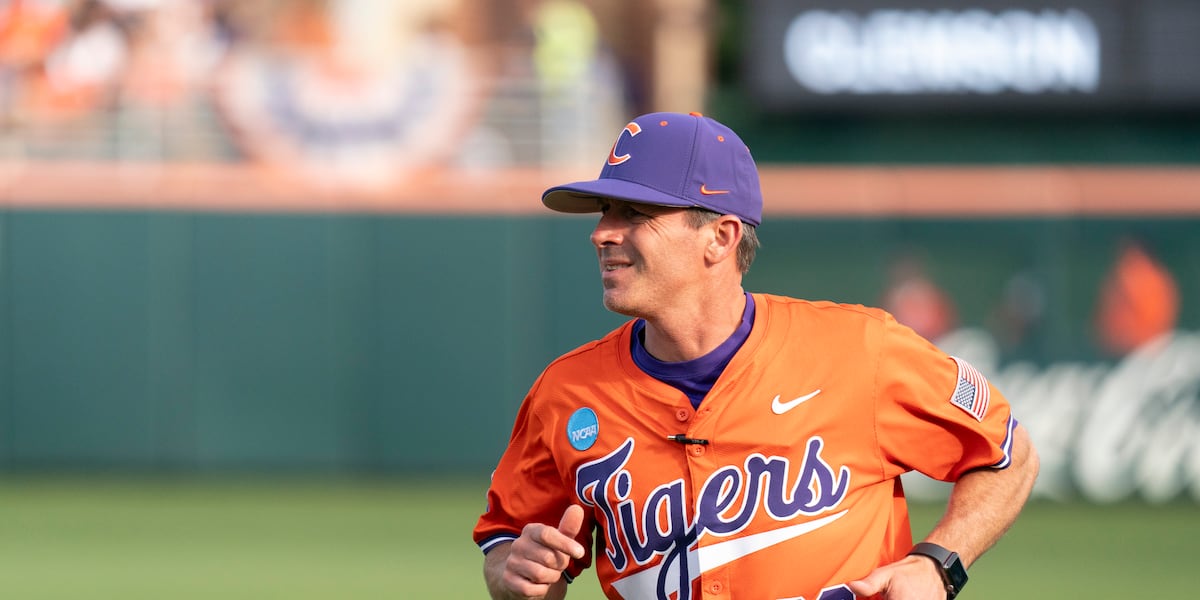Clemson’s Bakich shares thoughts on pushing back start of college baseball season