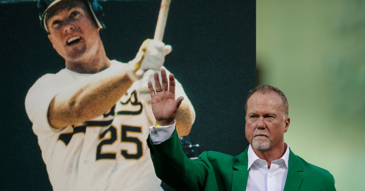 Mark McGwire returns to Athletics as a special assistant to player development