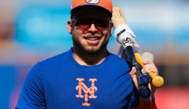 SEE IT: Mets' Francisco Alvarez arrives in Port St. Lucie, Kodai Senga throws bullpen session - SNY
