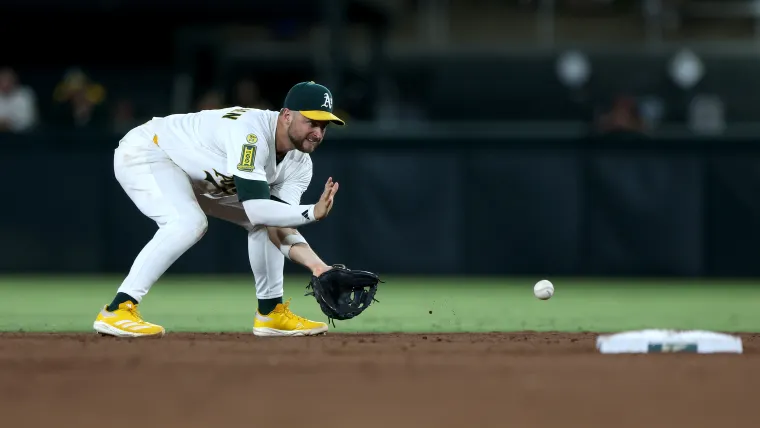 Yankees trade for 28-year old infielder who grew up in same city as Derek Jeter image