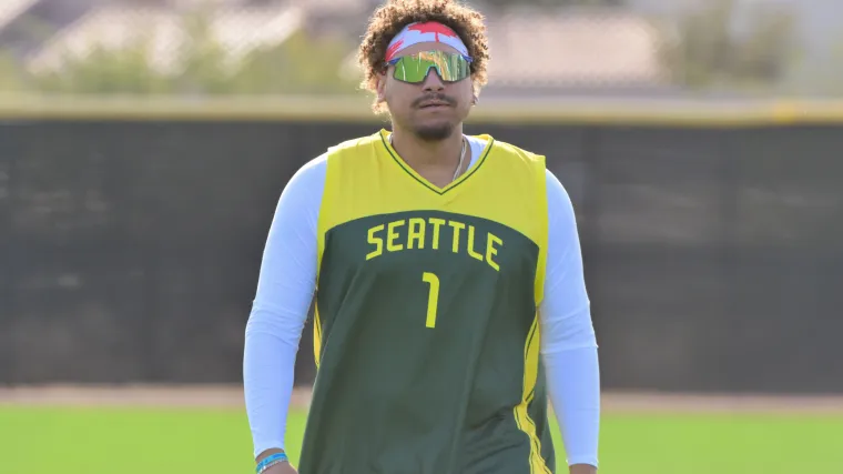 Mariners' Josh Naylor has made a new best friend — the team dog image