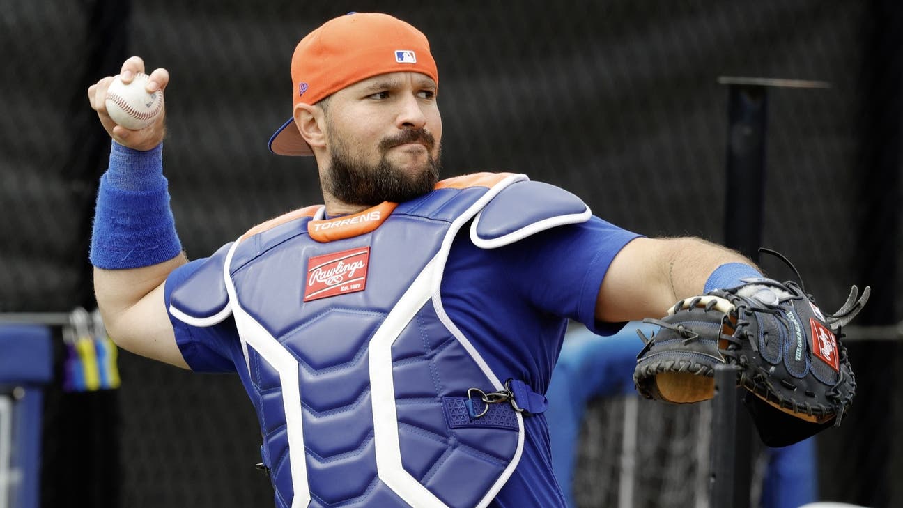 Luis Torrens hits one of Mets' four home runs in spring training win over Yankees - SNY