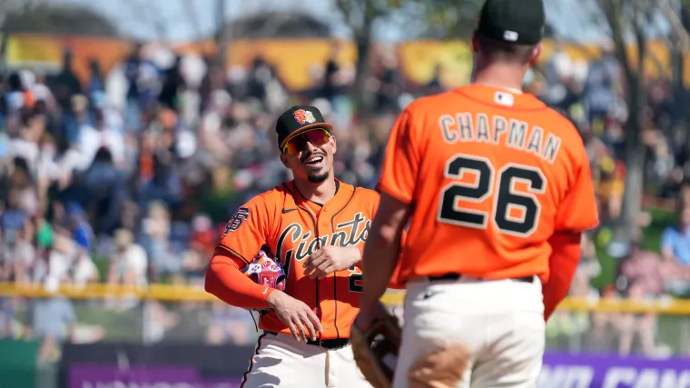 Giants turn wildest triple play of the season thanks to bizarre Cubs blunder image