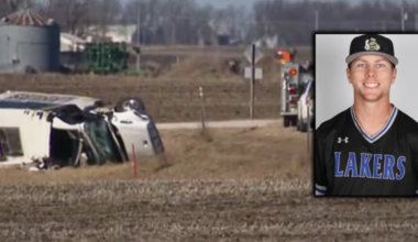 19-year-old college baseball player identified as student killed in team bus crash