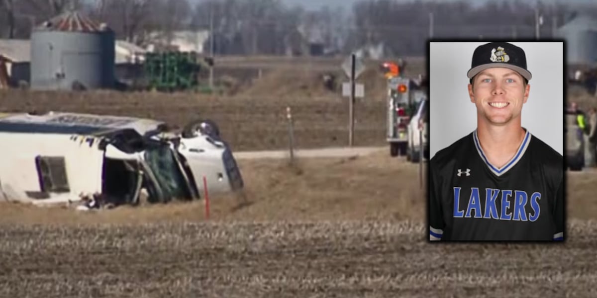 19-year-old college baseball player identified as student killed in team bus crash