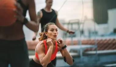 Classification of fielders in nippon professional baseball using a Gaussian mixture clustering model