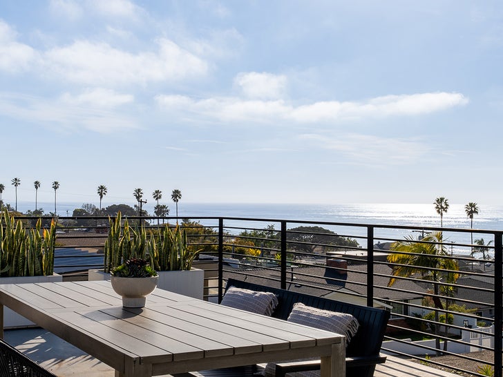 0130-Greg-Maddux-San-Diego-Home-SUB-3