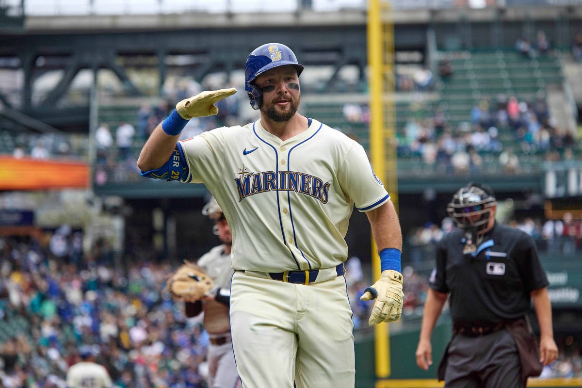 5 questions for the Mariners as they open spring training
