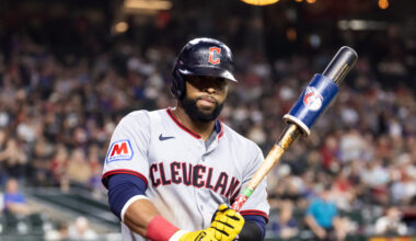 Diamondbacks explore veteran options at 1B, eye Carlos Santana