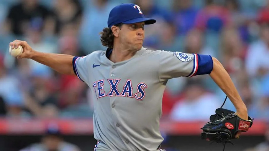 Jacob deGrom pitches