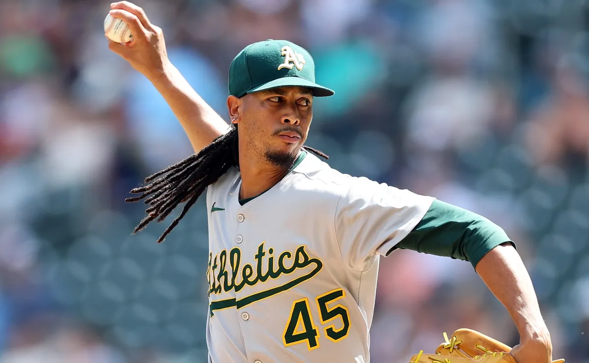 NY Yankees add A's reliever off waivers as roster shuffling continues
