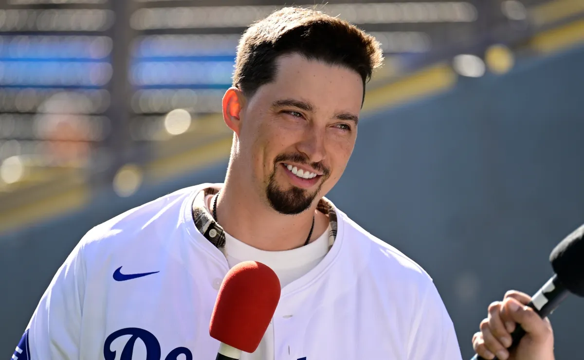 Blake Snell's injury update sparks questions about Dodgers' 2026 rotation