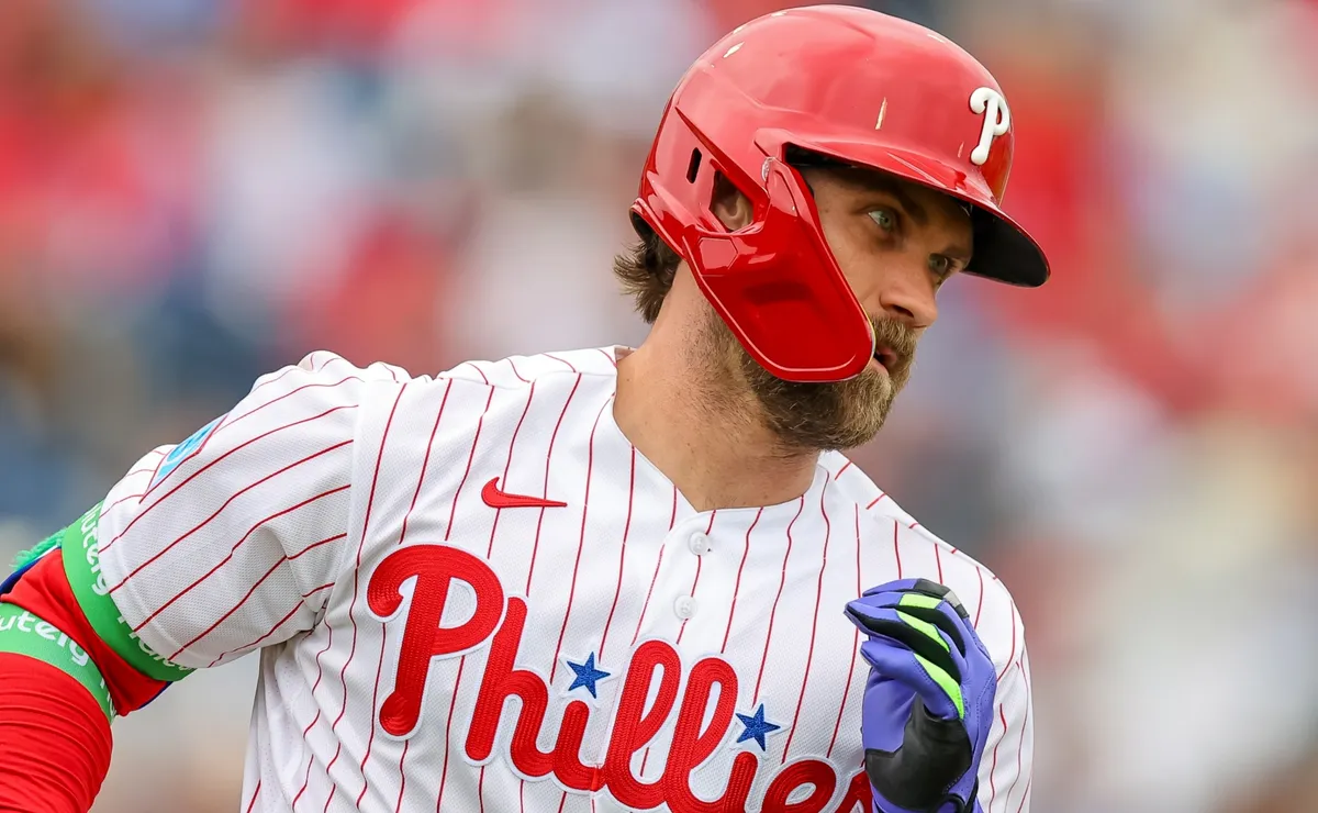 Phillies' Bryce Harper makes candid admission about pressure before 2026 season