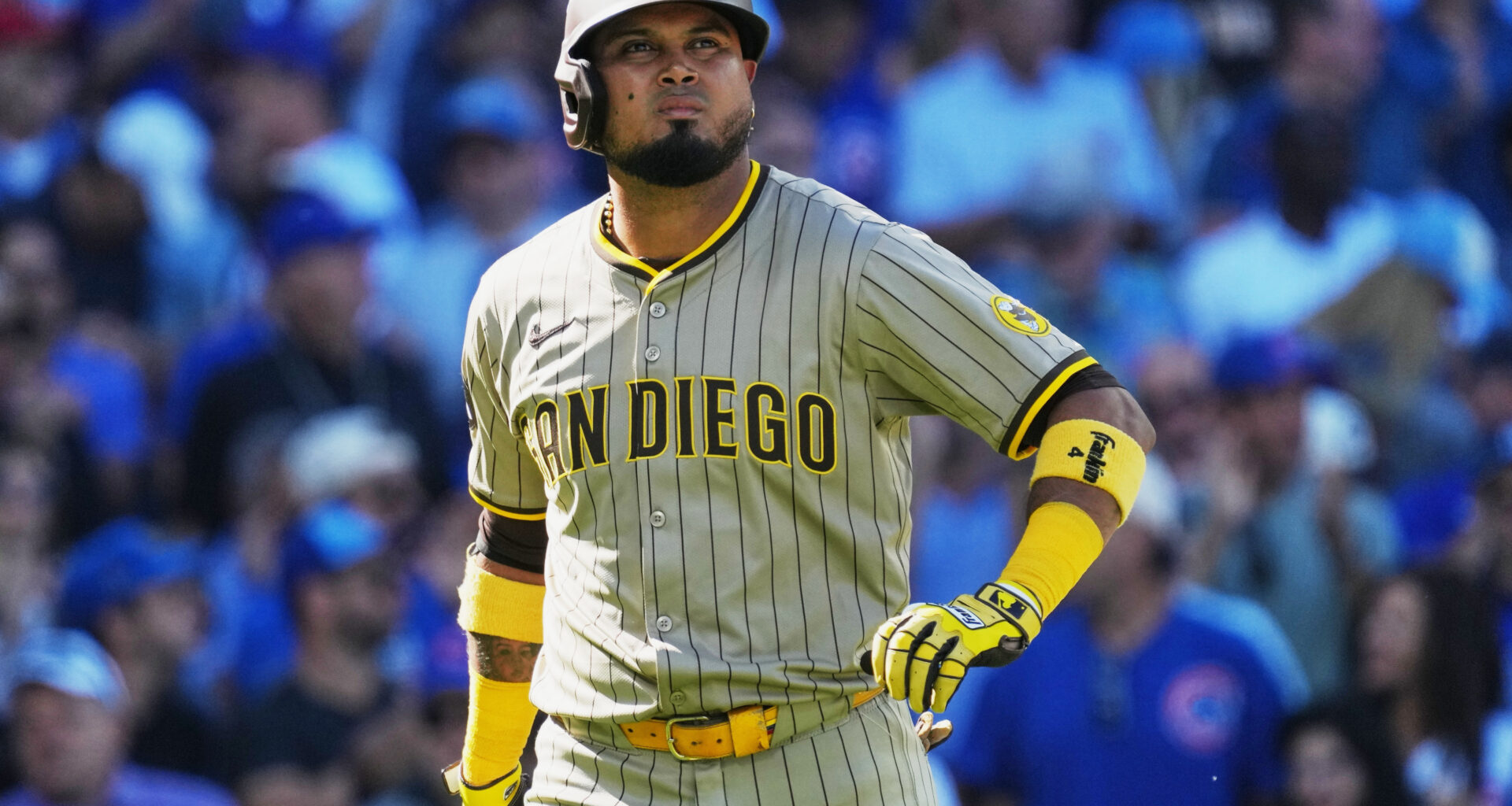 Luis Arraez and Giants agree on $12 million, 1-year contract, AP source says