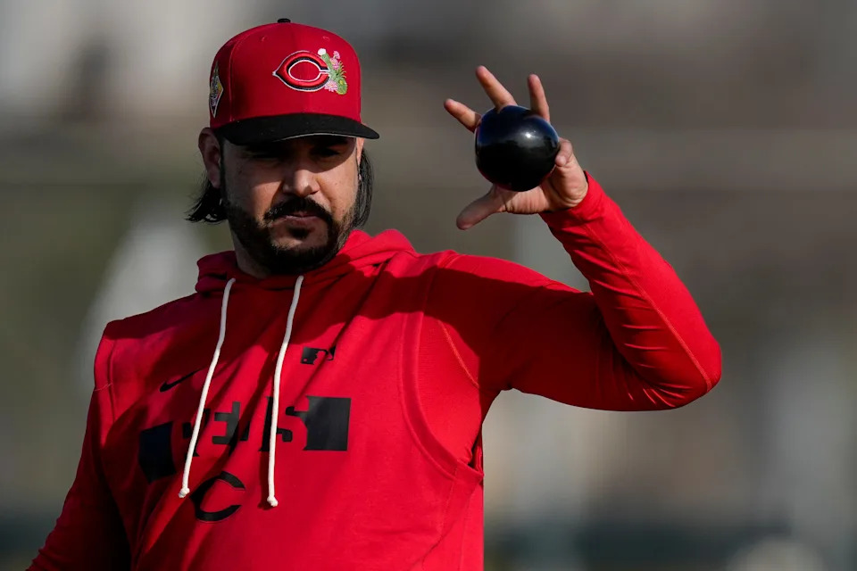 Eugenio Suarez will start at third base for the Reds when they meet the Cleveland Guardians Feb. 21. Suarez is preparing to play for Venezuela in the World Baseball Classic.