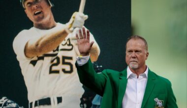 Mark McGwire coming back to A's in special assistant role