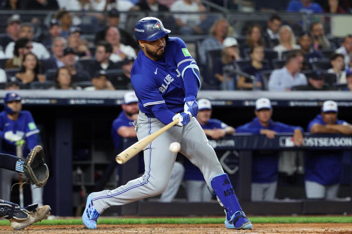 Anthony Santander out 5-6 months as Blue Jays face deluge of injuries