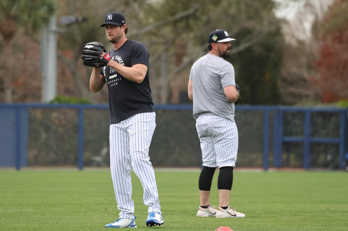 Yankees' Gerrit Cole shows off tweaked delivery in first spring bullpen