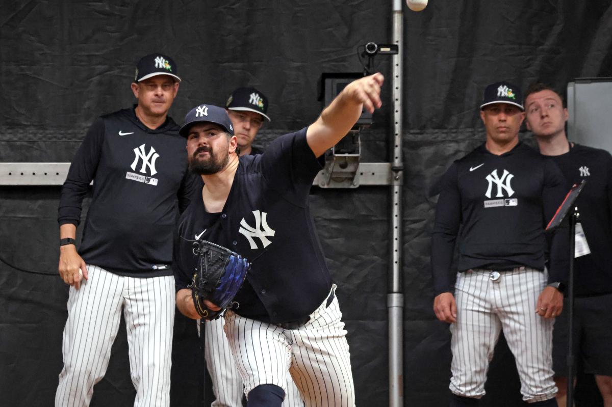 Yankees' Carlos Rodon wasn't 'normal version' of himself at end of 2025