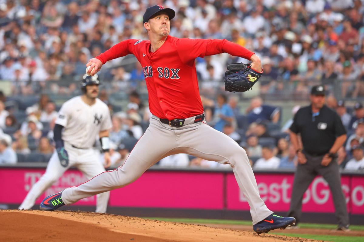 Walker Buehler signing minor-league deal with Padres