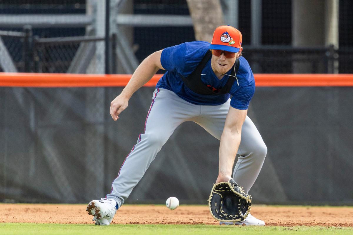 Mets limiting Brett Baty's activity as he deals with hamstring issue
